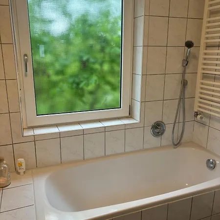 Moderne 3-zimmer Apartment Niederdorla